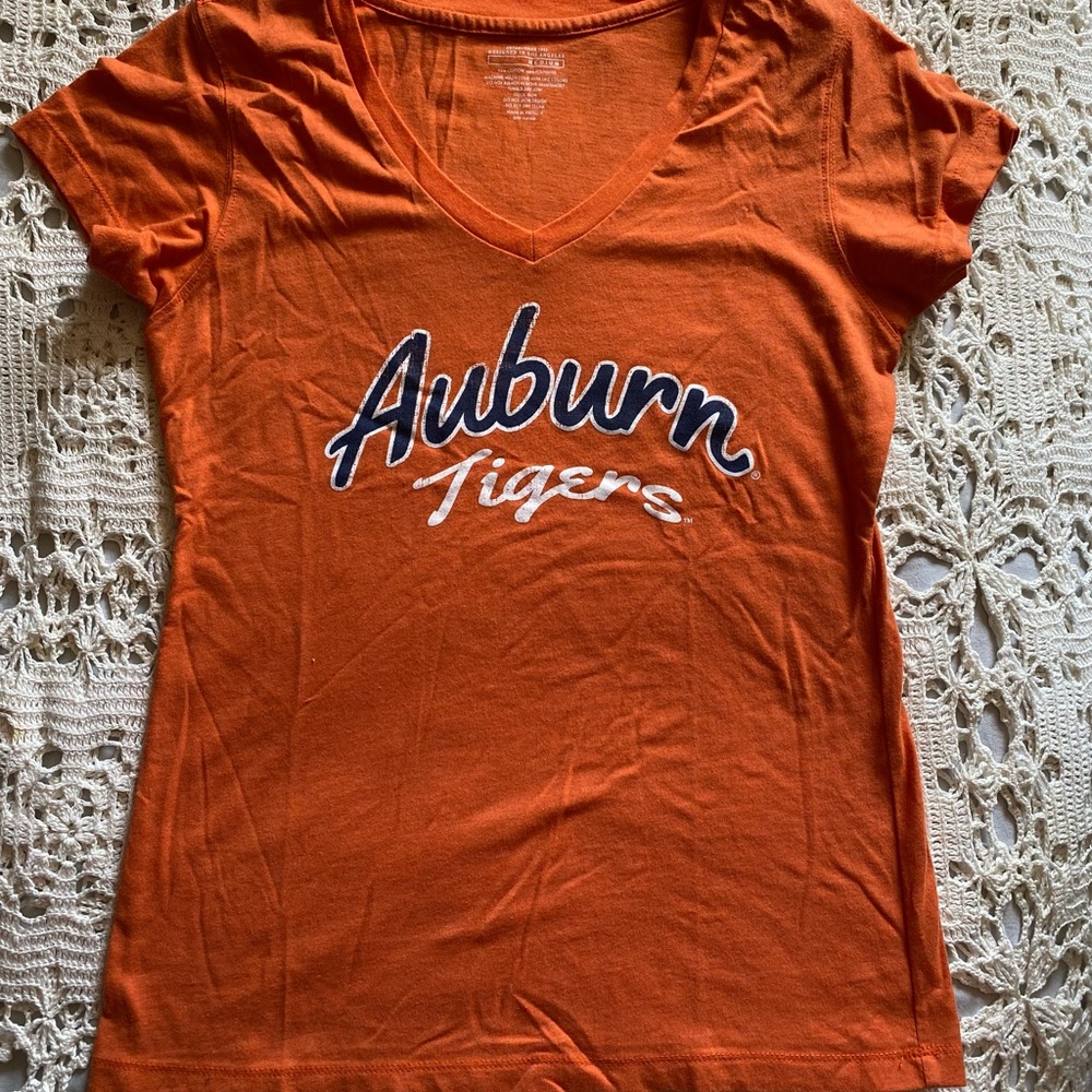 War Eagle! Vintage collegiate V-neck tee.